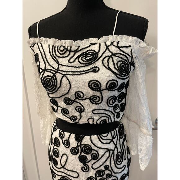 Women's Skirt Set M sentry lace black swirl design 3/4 sleeves off shoulders - Picture 2 of 15